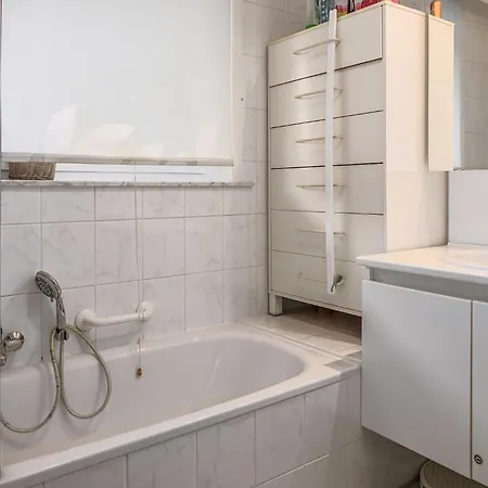 Apartment Anno 2000 Gv01 P